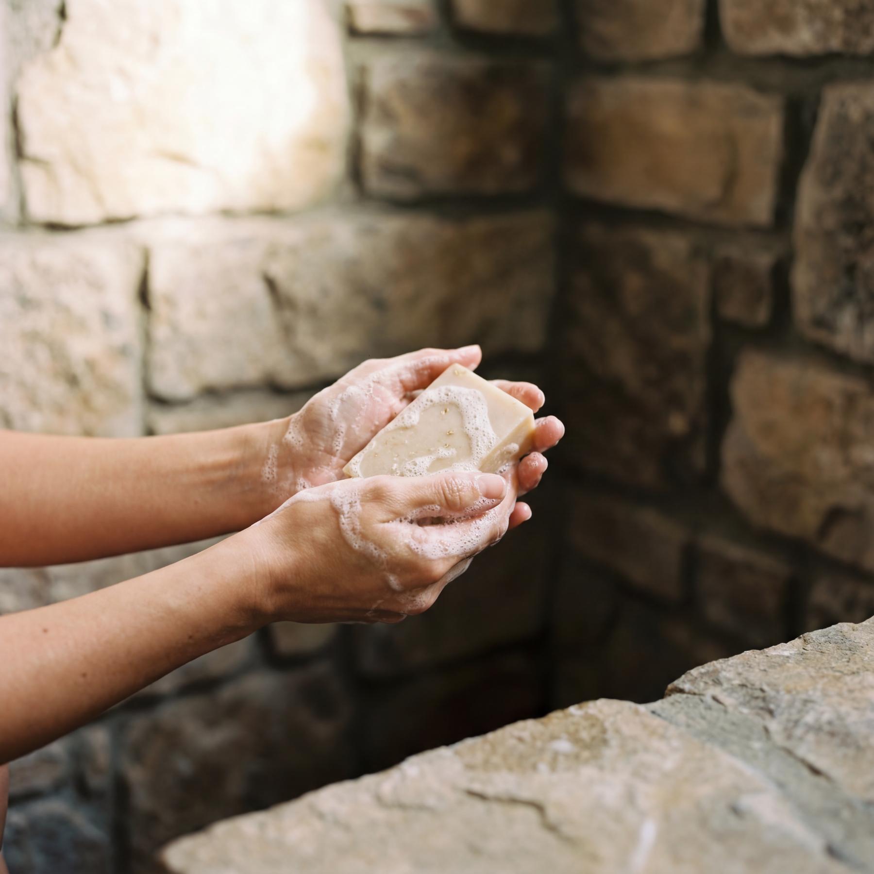 Shea Honey Oatmeal | Coconut Soap